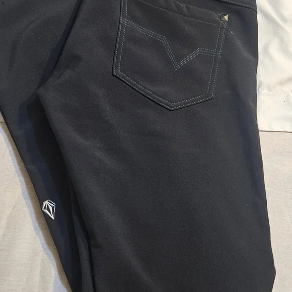 Volcom Battle Nimbus Stretch Pant Skinny Fit Snow Ski Zip Tech Flare Black M - Picture 6 of 10